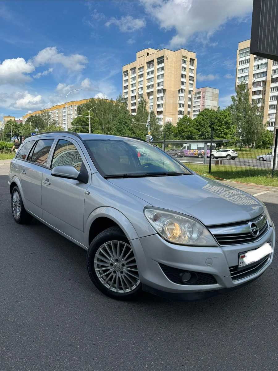 Opel Astra H Рестайлинг, 2008