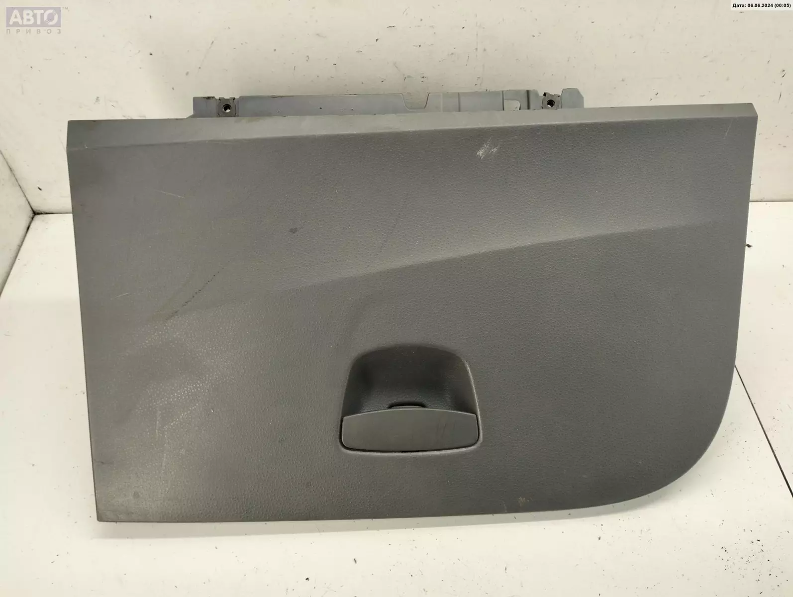 Бардачок к SEAT Ibiza 2008