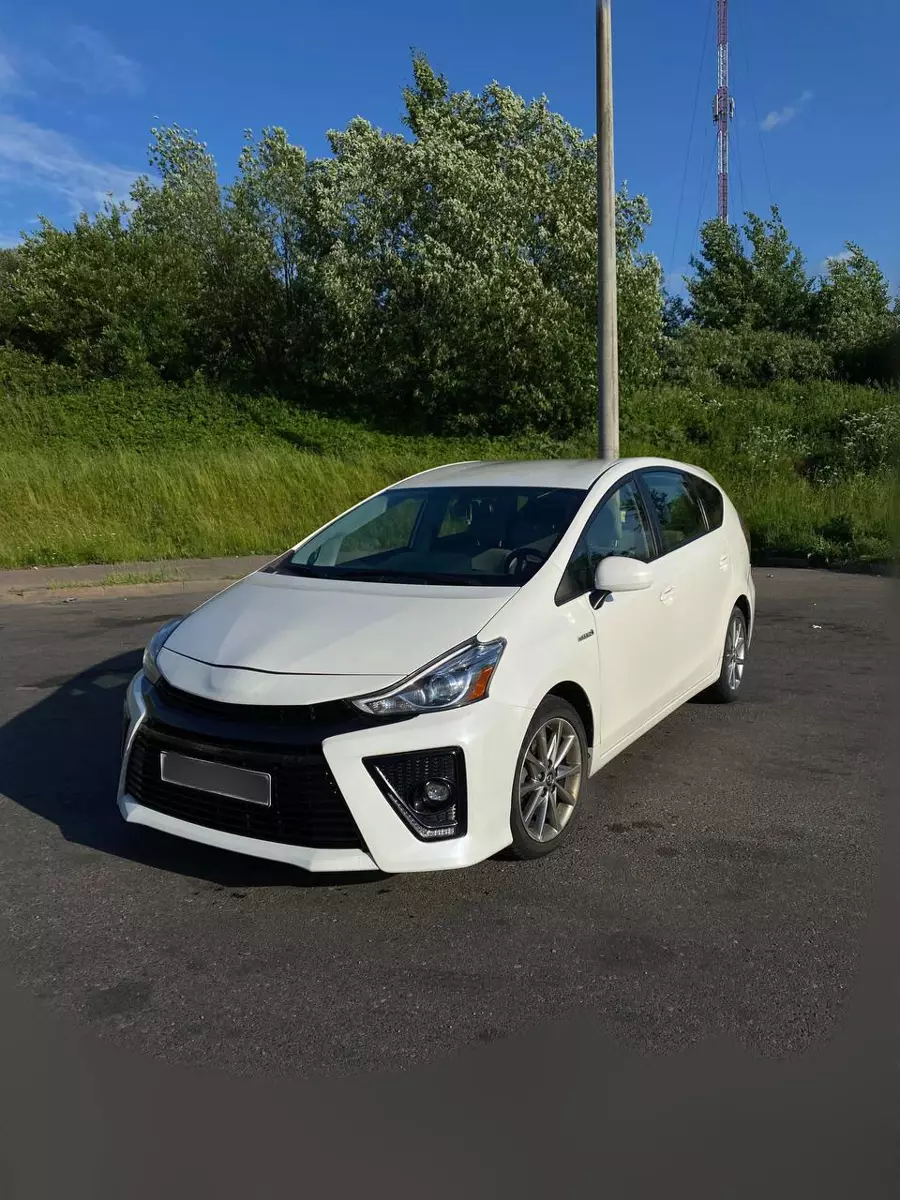 Toyota Prius v (+) I Рестайлинг (ZVW40/41), 2016