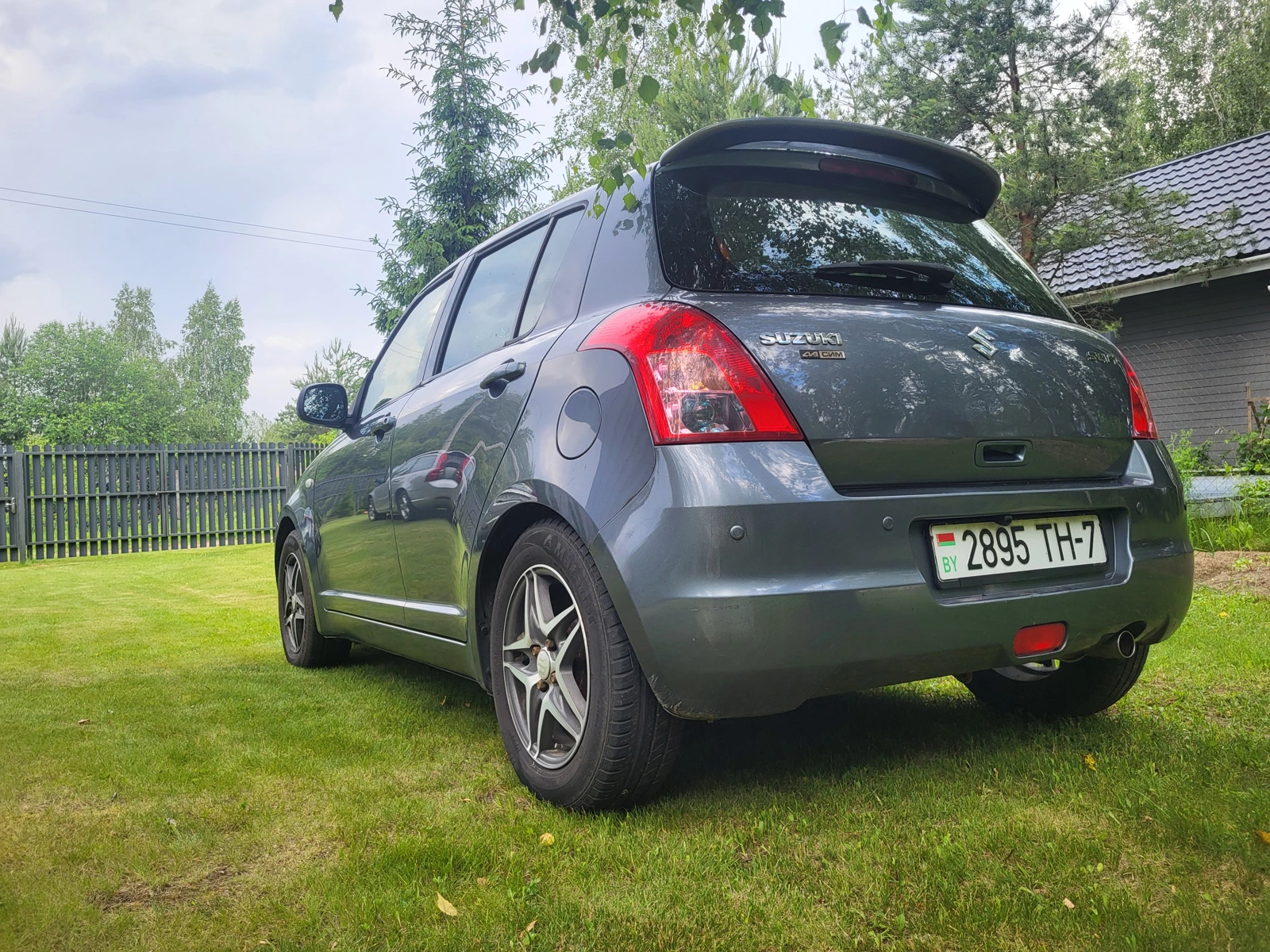 Купить Сузуки Свифт бу, цены на продажу Suzuki Swift с пробегом