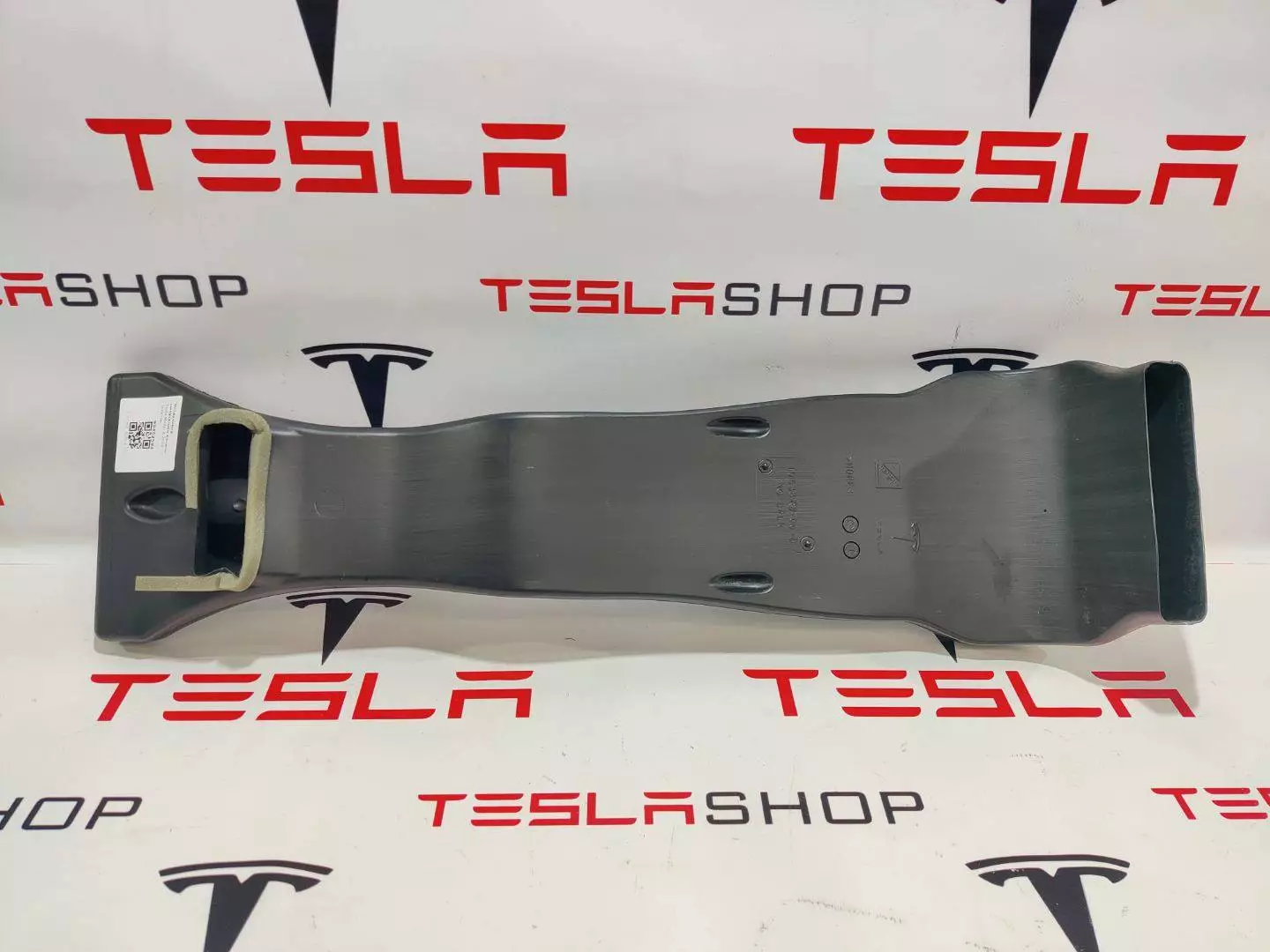 Воздуховод к Tesla Model X 2019