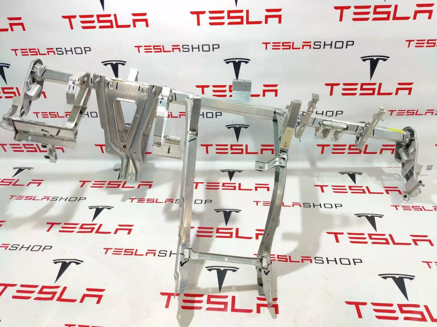 Усилитель торпедо к Tesla Model X 2019