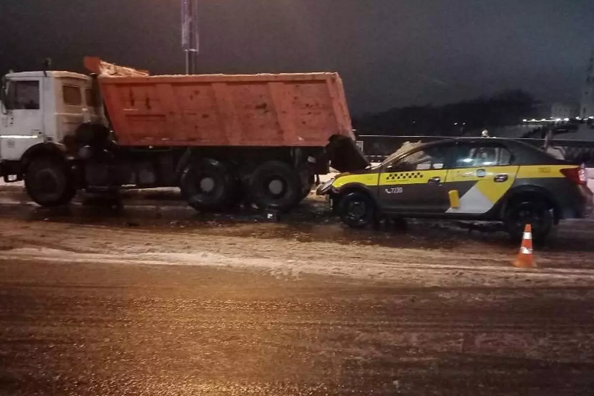 В Витебске пассажир такси получил серьезные травмы по вине пьяного таксиста