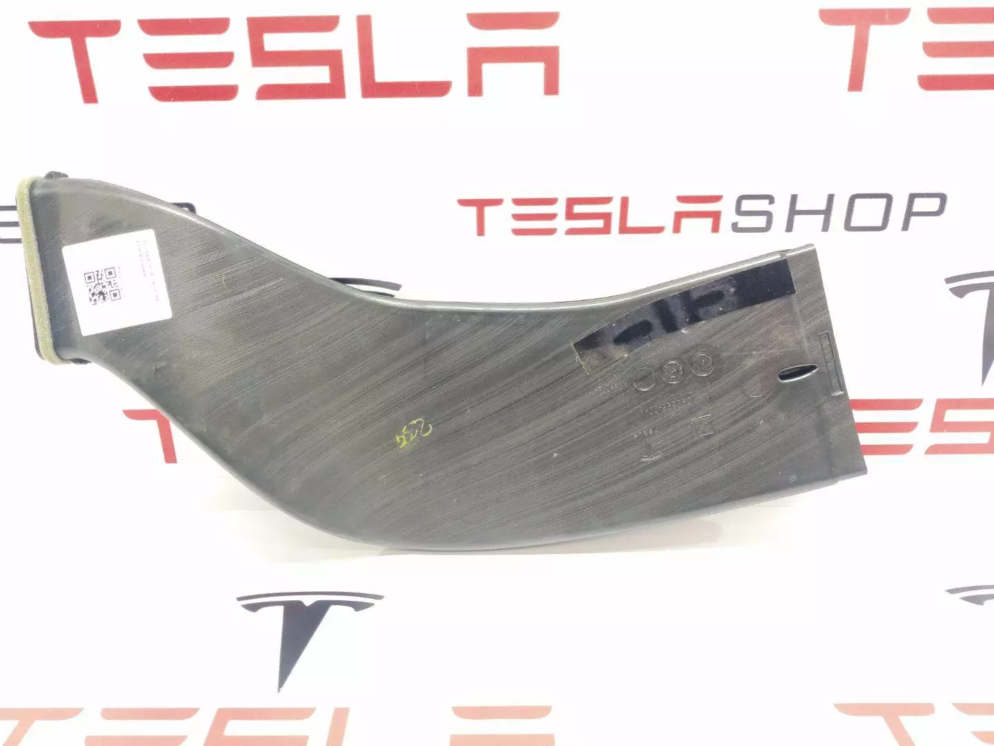 Воздуховод к Tesla Model X 2019