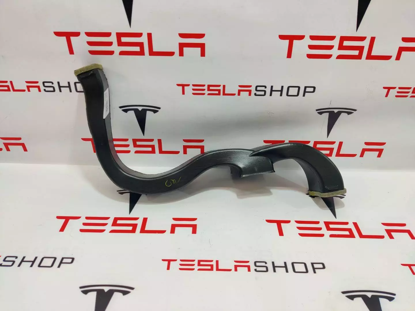 Дефлектор к Tesla Model X 2019