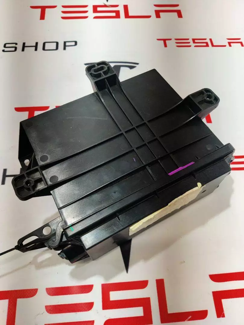 Проводка к Tesla Model X 2019