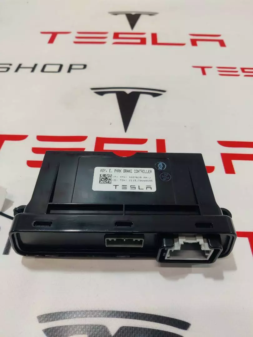Электроручник к Tesla Model X 2019
