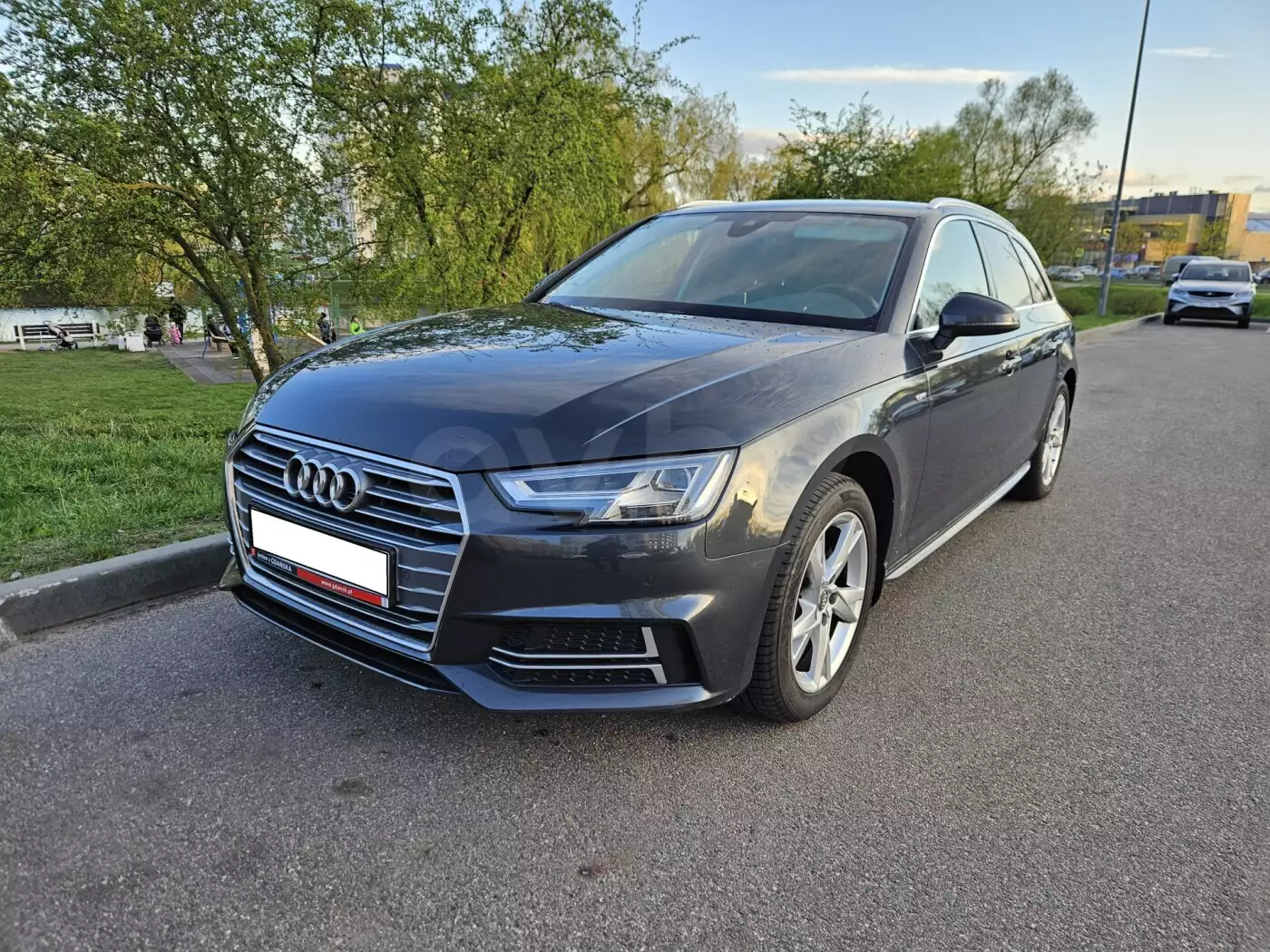 Audi A4 V (B9), 2018
