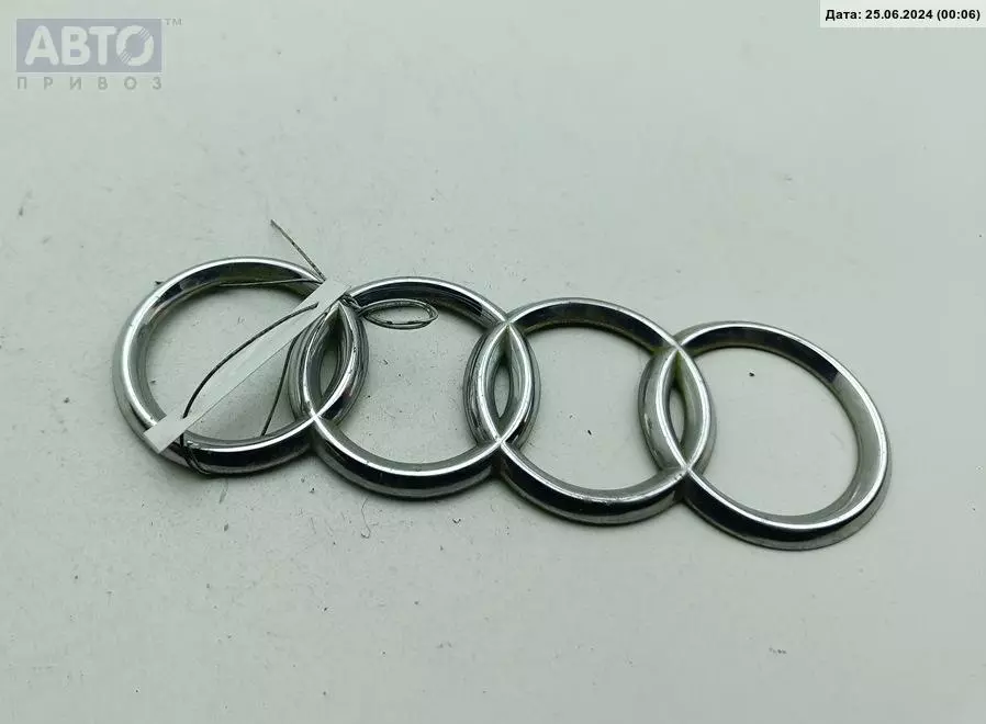 Эмблема к Audi A4 1997