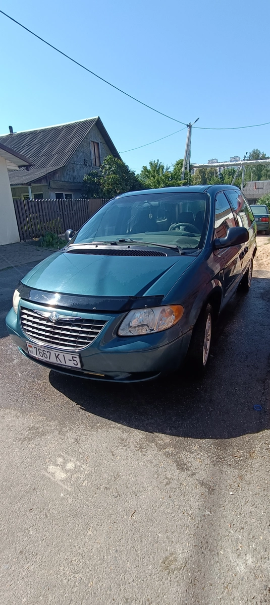 Chrysler Voyager IV, 2001