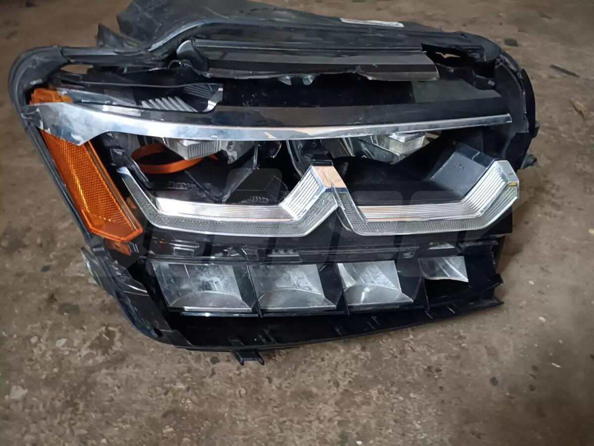 Фара правая к Volkswagen Atlas 2019