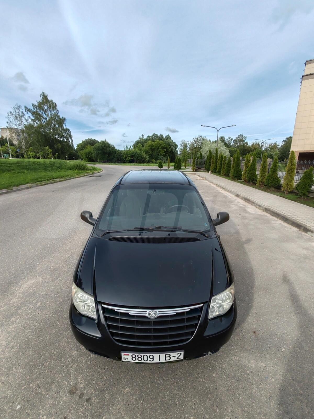 Chrysler Voyager IV Рестайлинг, 2005