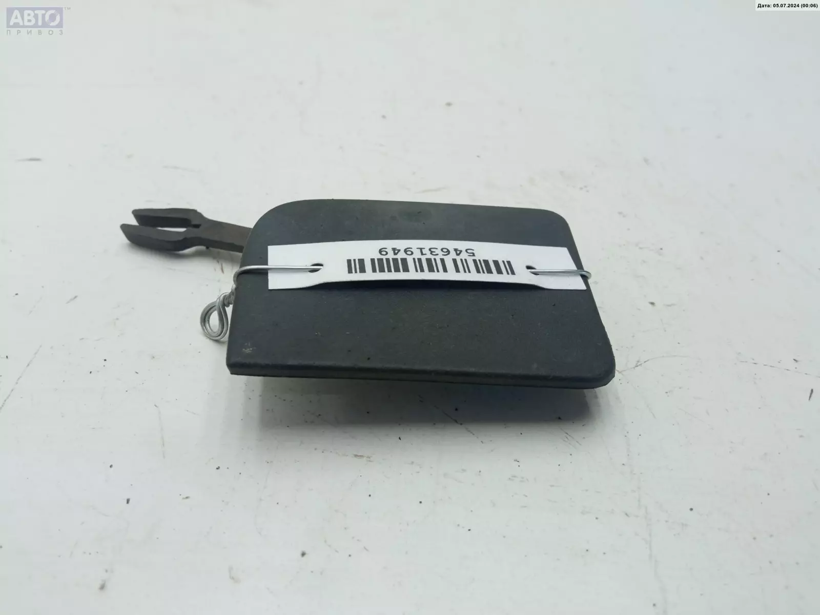 Решетка бампера к Nissan Almera Tino 2000