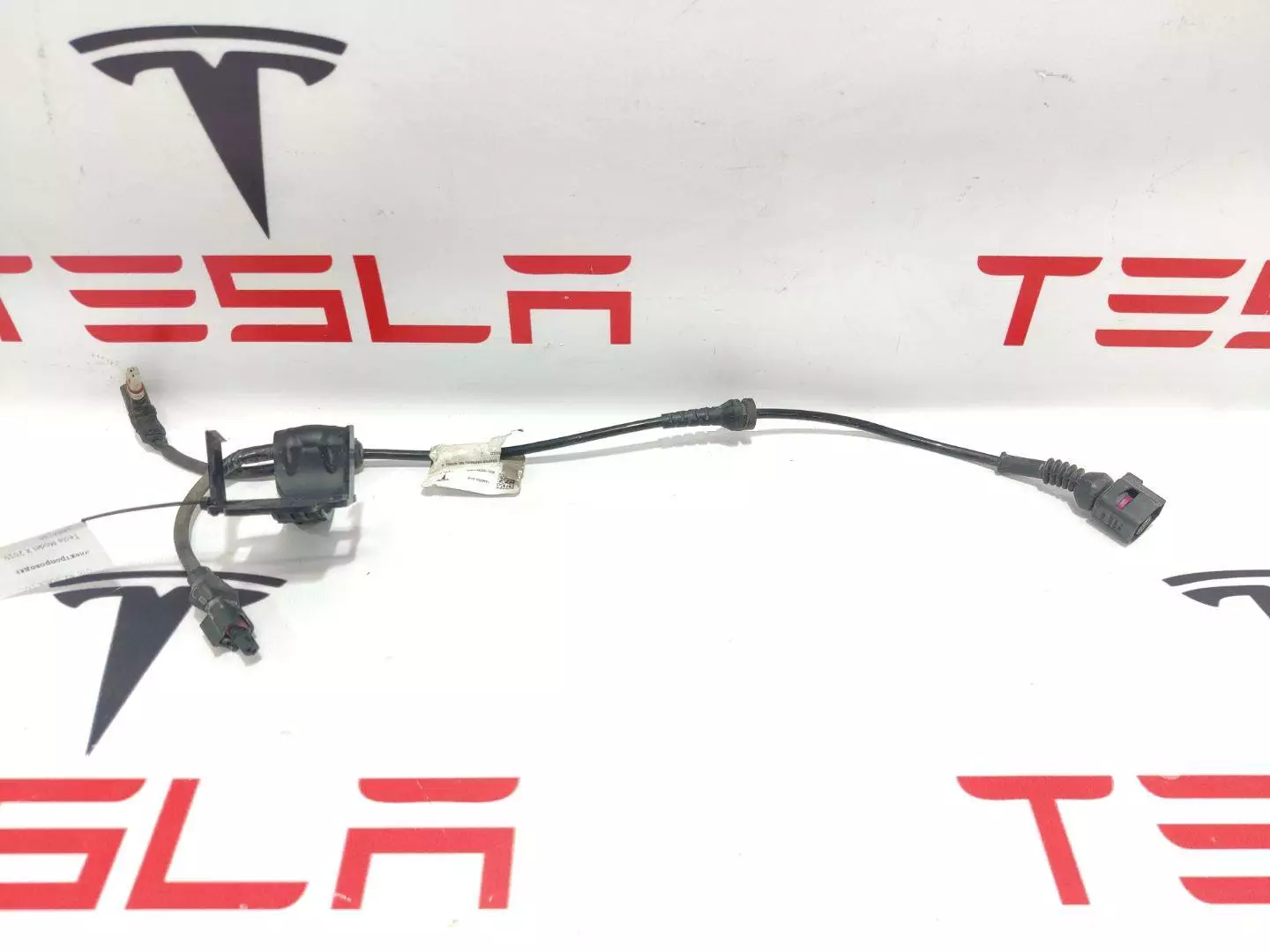 Проводка к Tesla Model X 2019