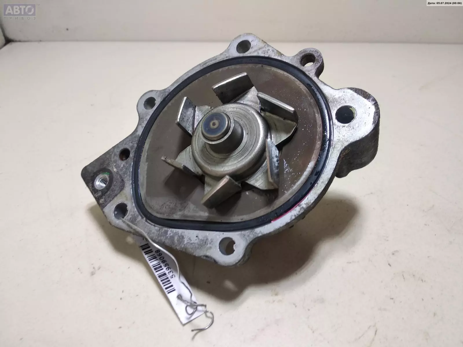 Помпа к MG Emgrand EC7 2011