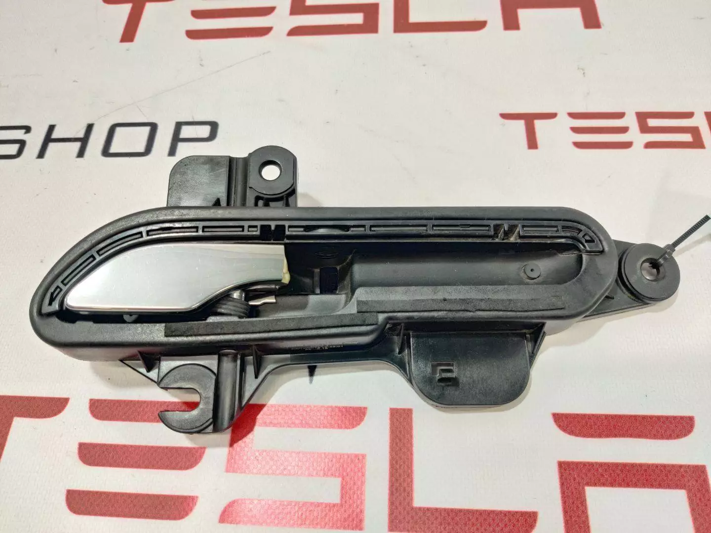 Ручки наружные к Tesla Model 3 2019