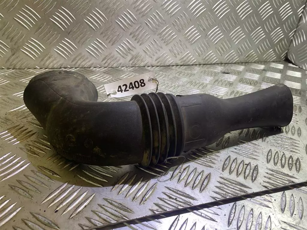 Патрубок воздушного фильтра к Fiat Stilo 2004
