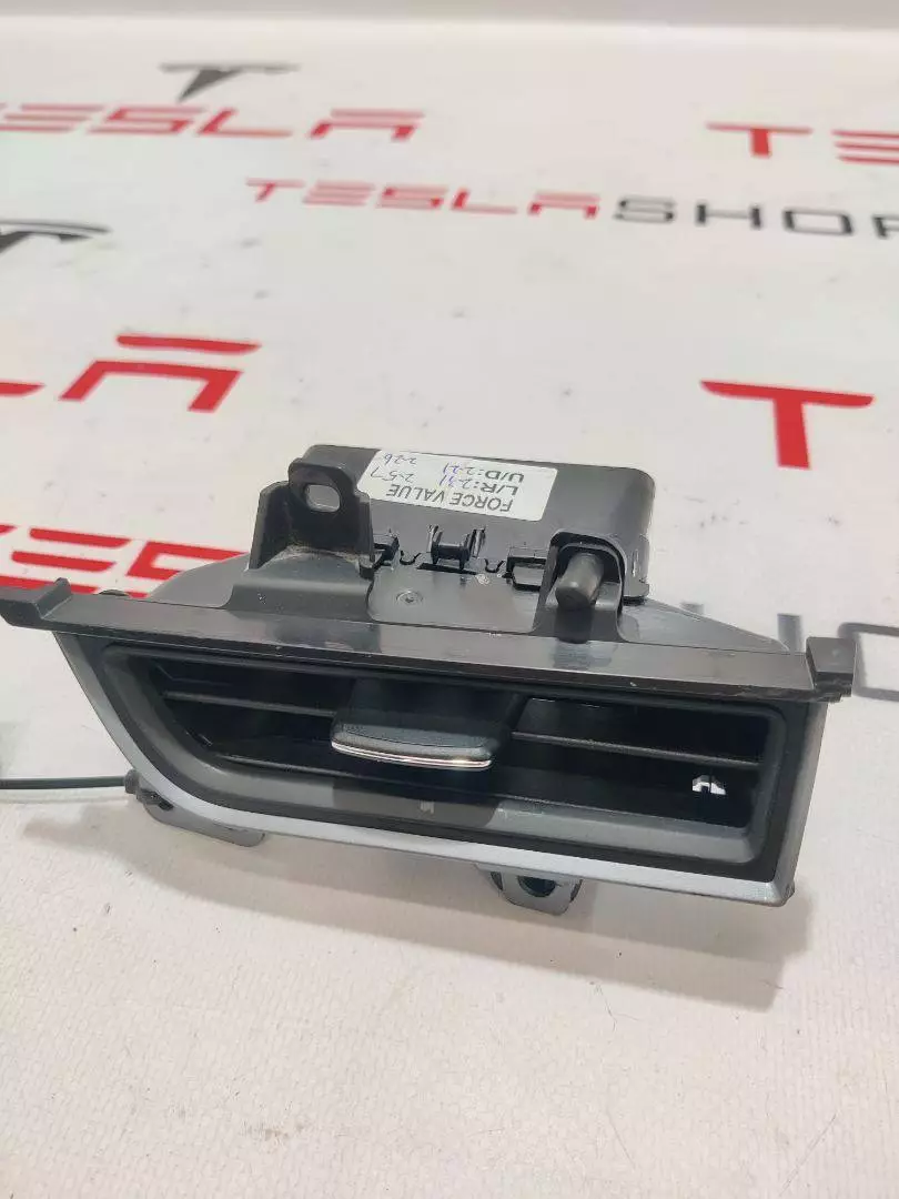 Воздуховод к Tesla Model X 2019