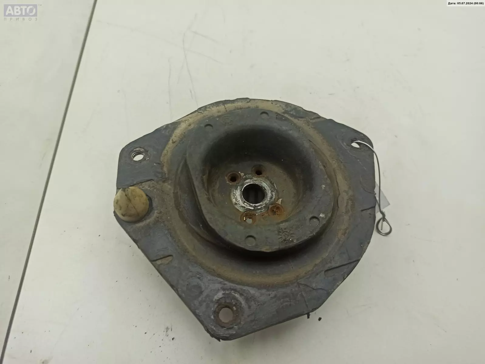 Опора амортизатора к Renault Scenic 2004