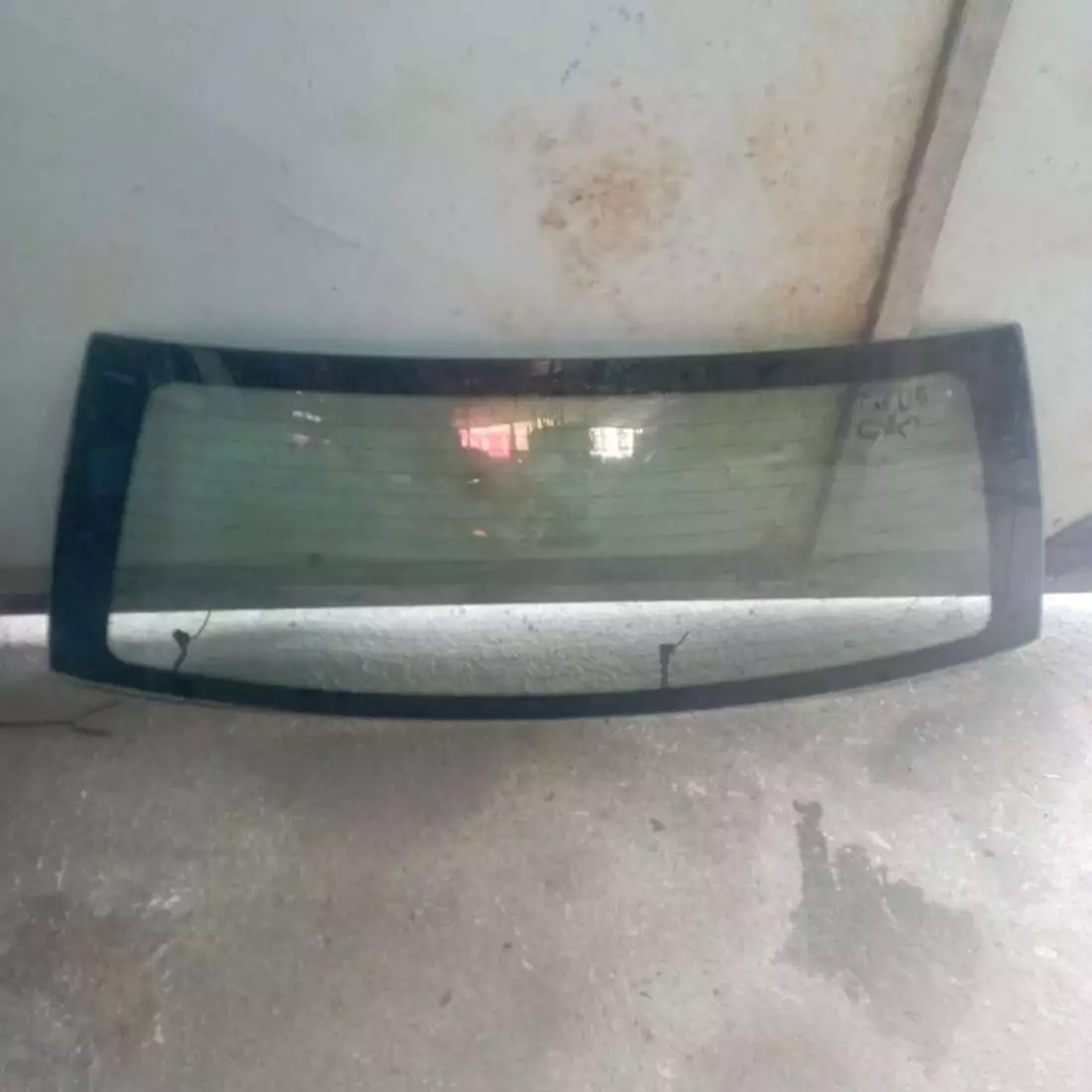 Стекло заднее к Fiat Punto 1997
