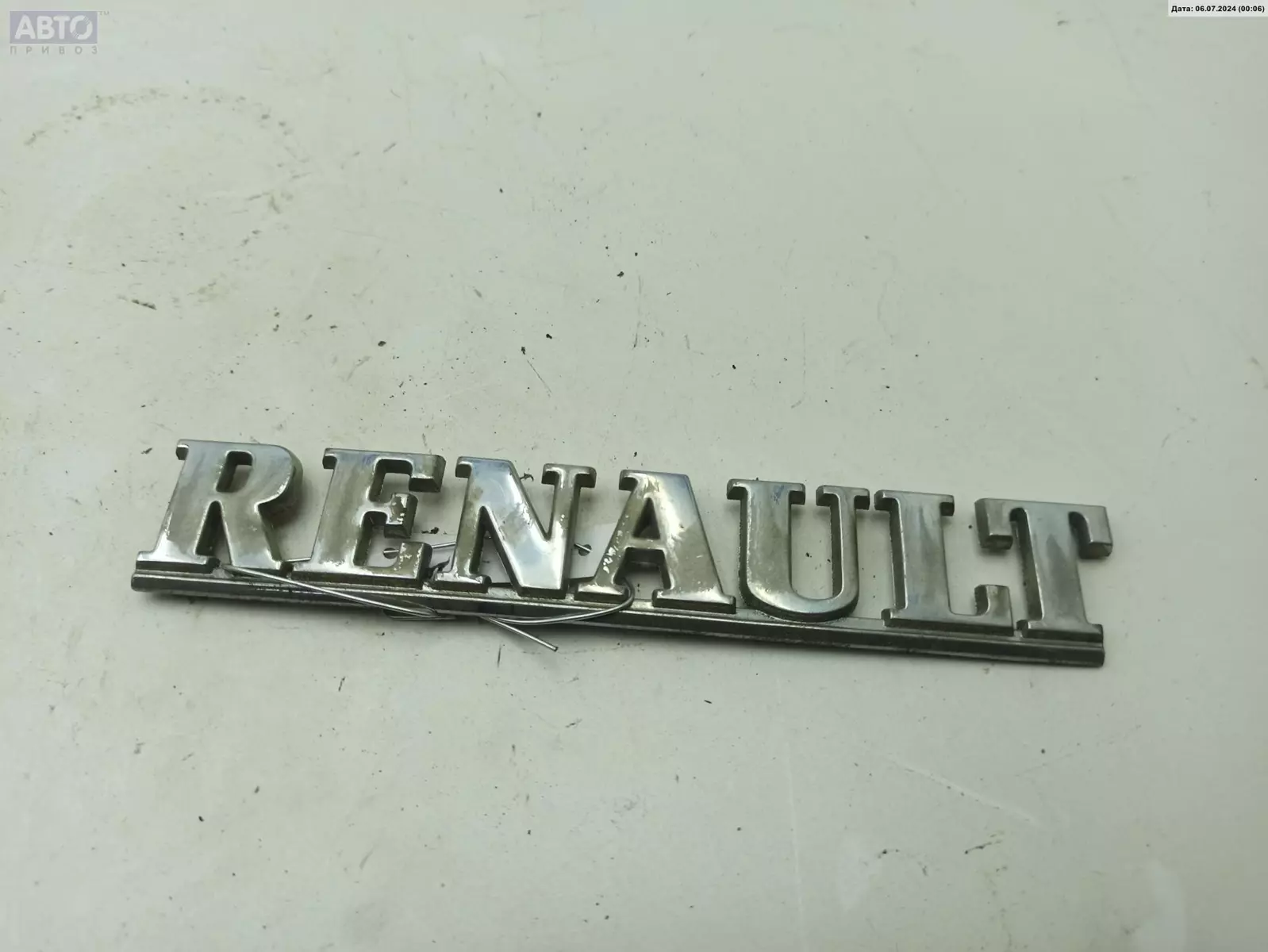 Эмблема к Renault Espace 1999