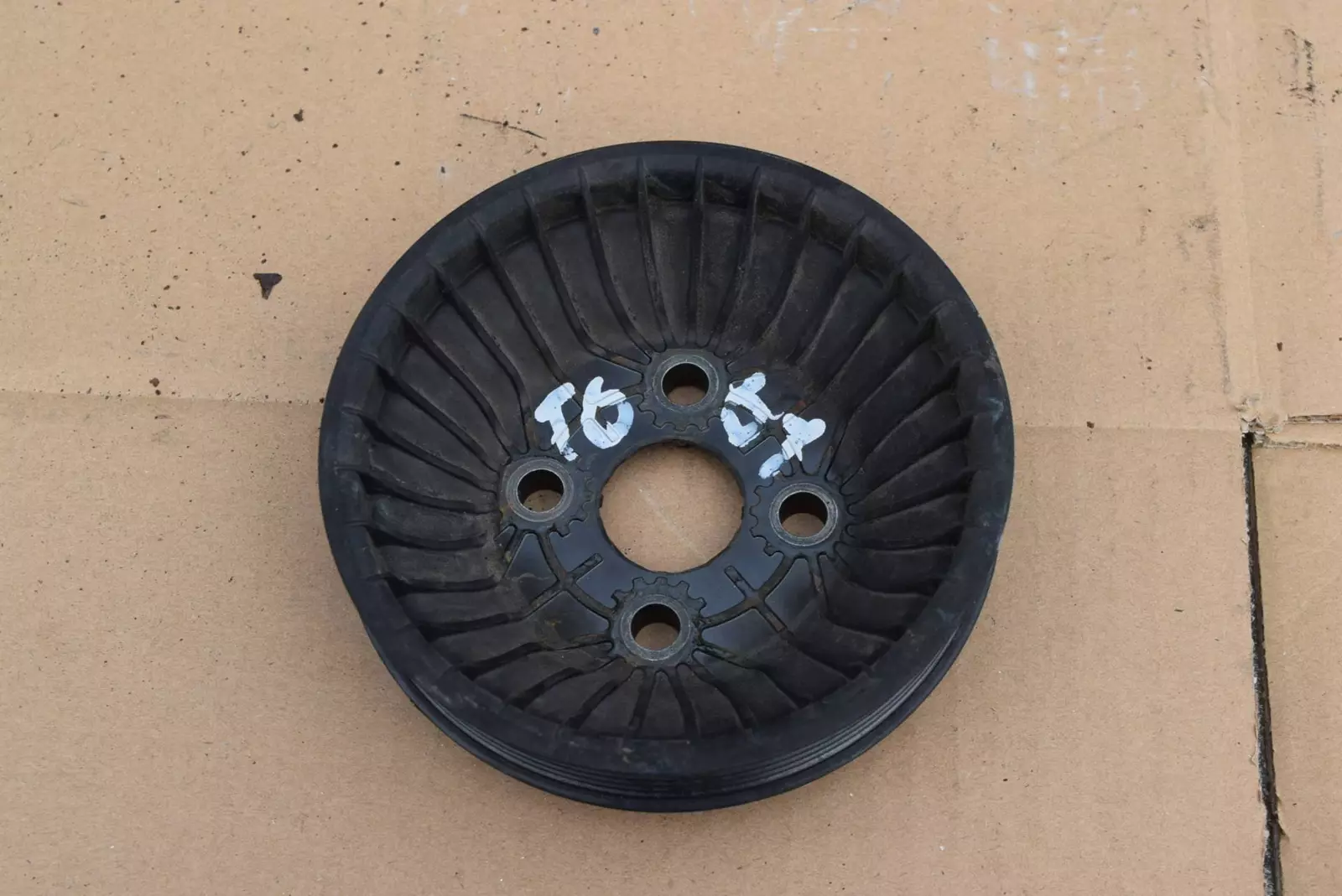 Шкив помпы к Volvo S80 2012