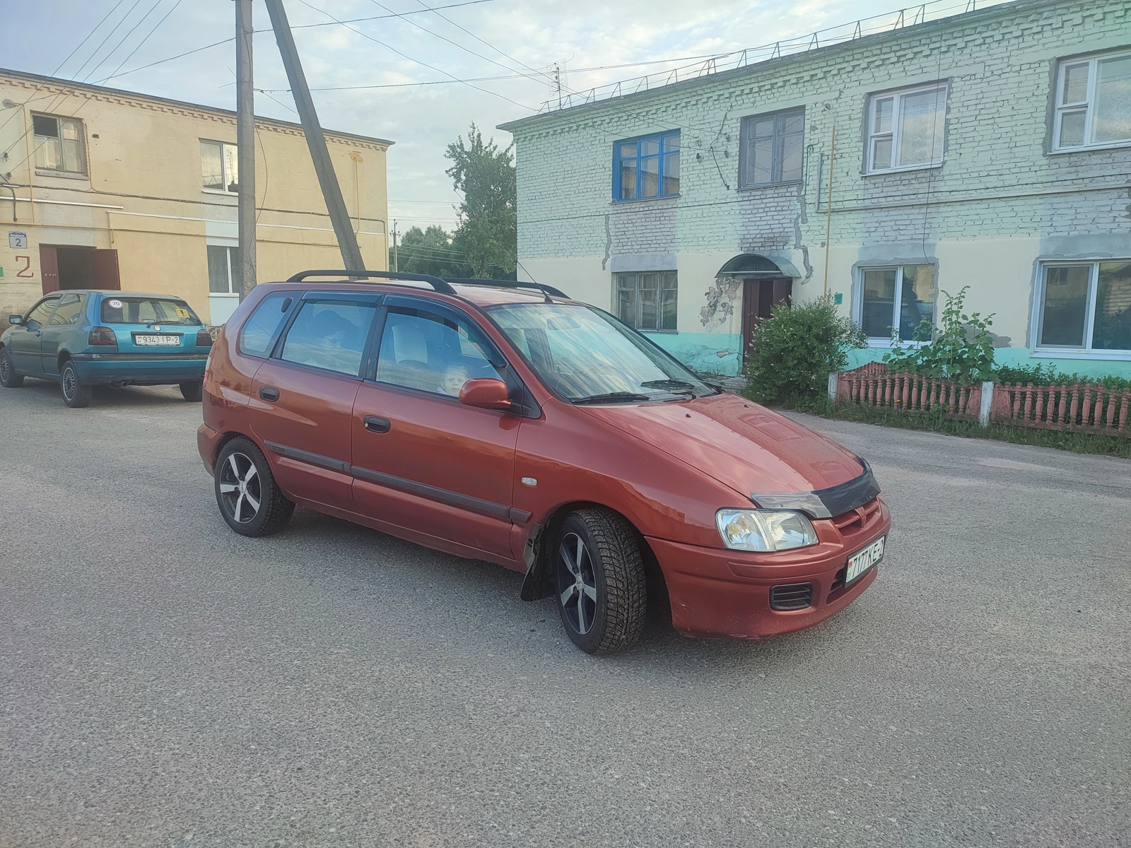 Mitsubishi Space Star I, 2000