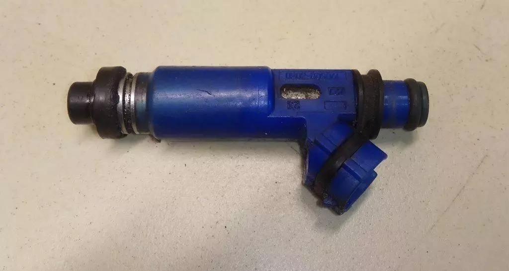 Форсунка к Daihatsu Gran Move 2000