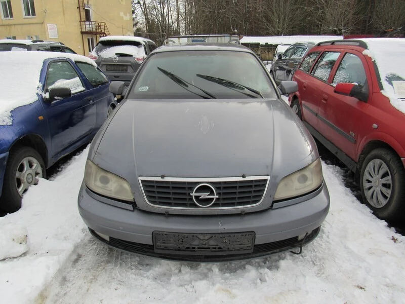 Opel Omega B Рестайлинг, 2001