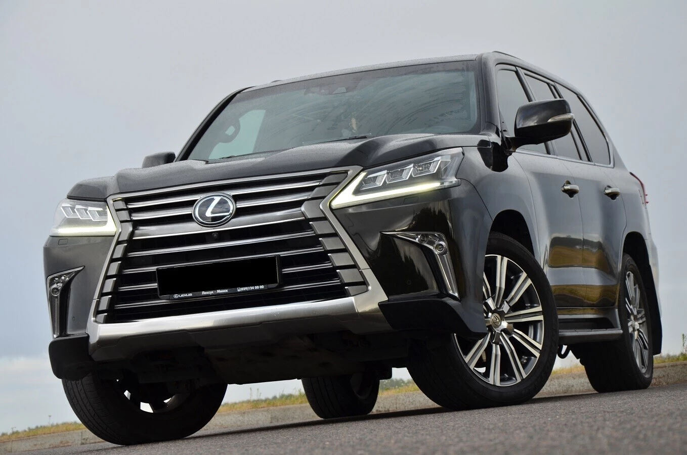 Lexus LX III Рестайлинг 2, 2017