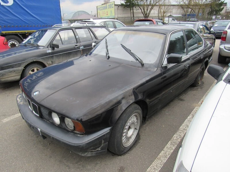 BMW 5 series III (E34), 1988