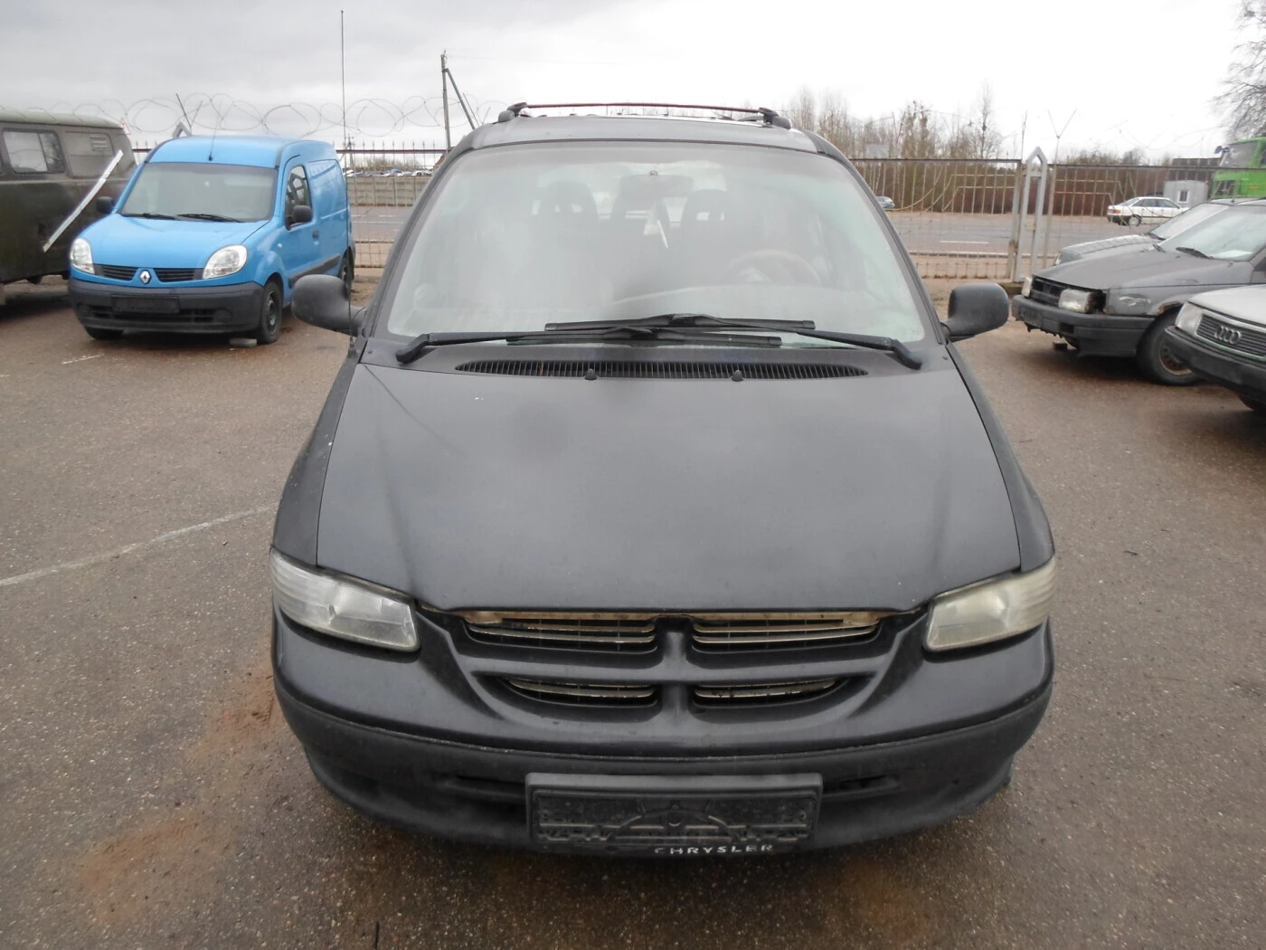 Chrysler Voyager III, 2000