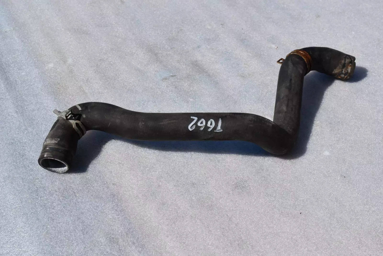 Патрубок к Volvo C30 2006