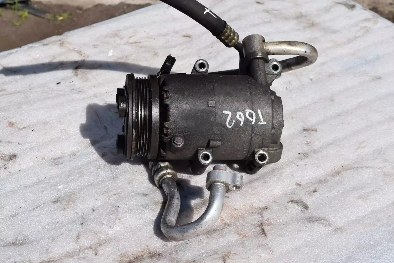Компрессор кондиционера к Volvo C30 2006