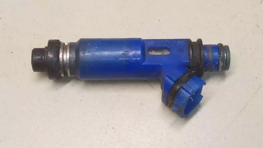 Форсунка к Daihatsu Gran Move 2000