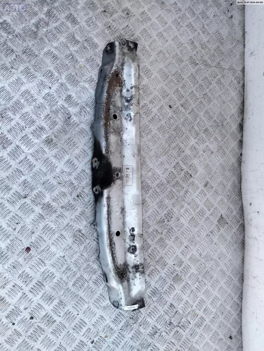 Планка под капот к Peugeot 406 2003
