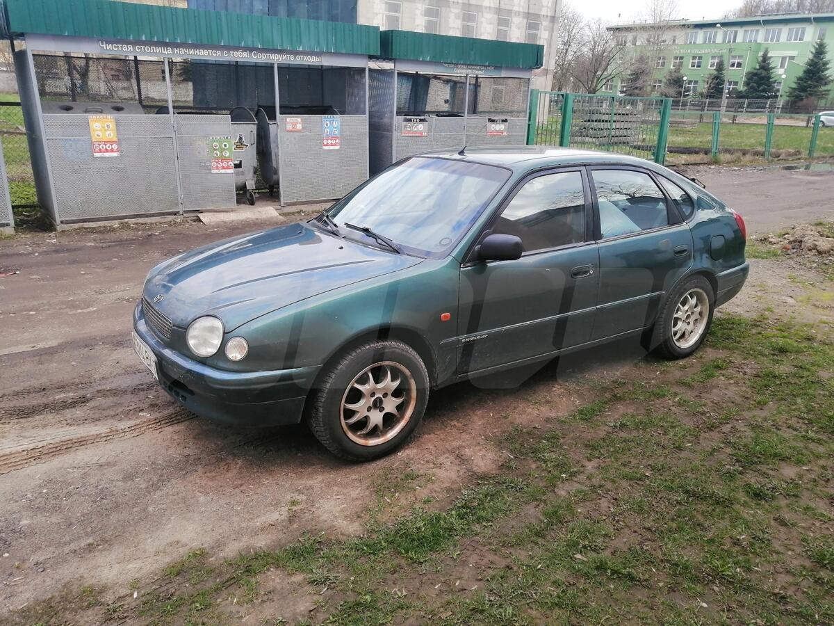 Toyota Corolla VIII (E110), 1998