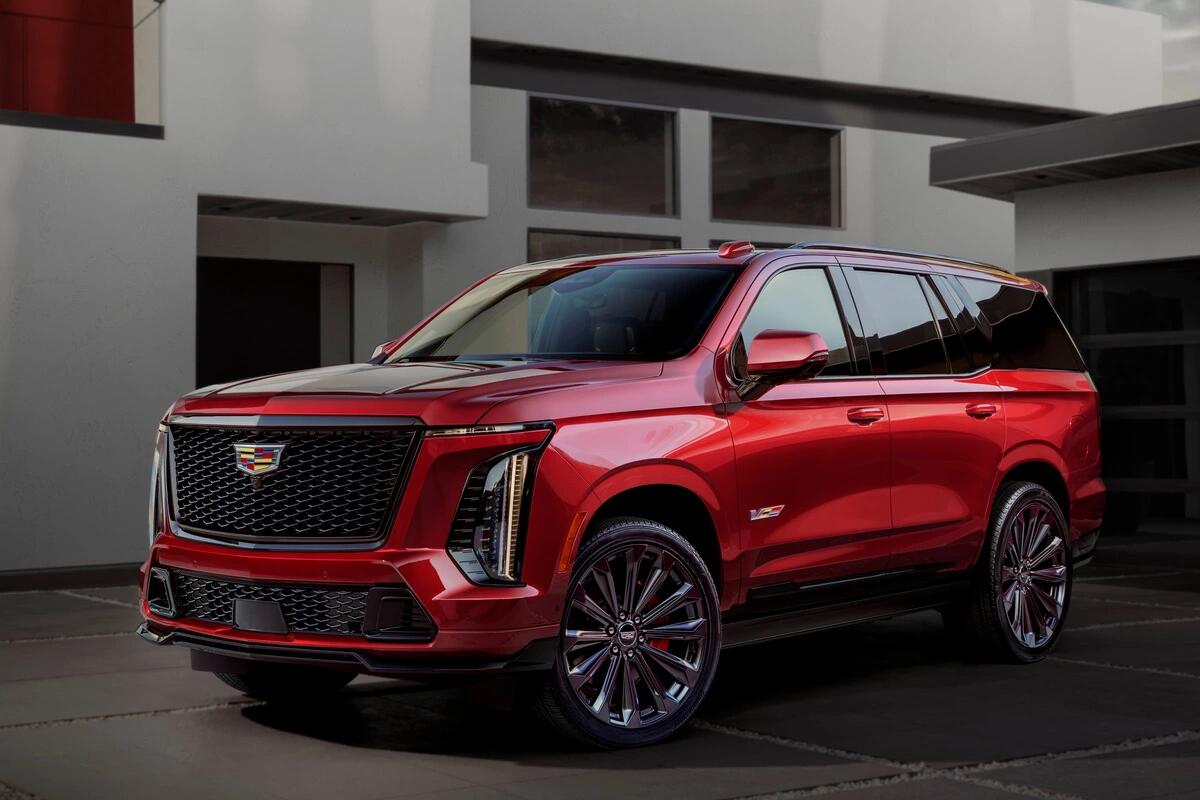 Компания Cadillac модернизировала флагманский внедорожник Escalade