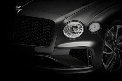 Обновленный седан Bentley Flying Spur станет 782-сильным гибридом