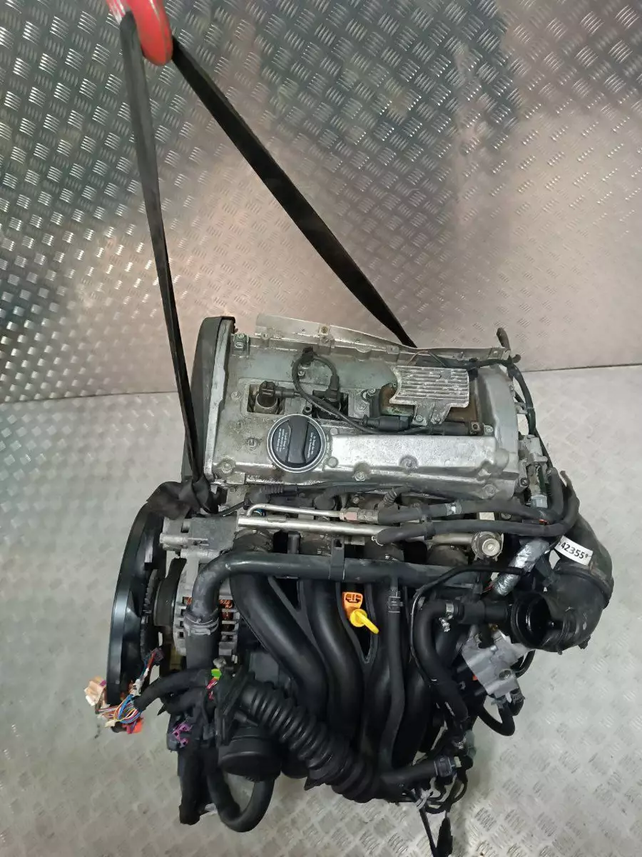 Двигатель к Audi A4 1999