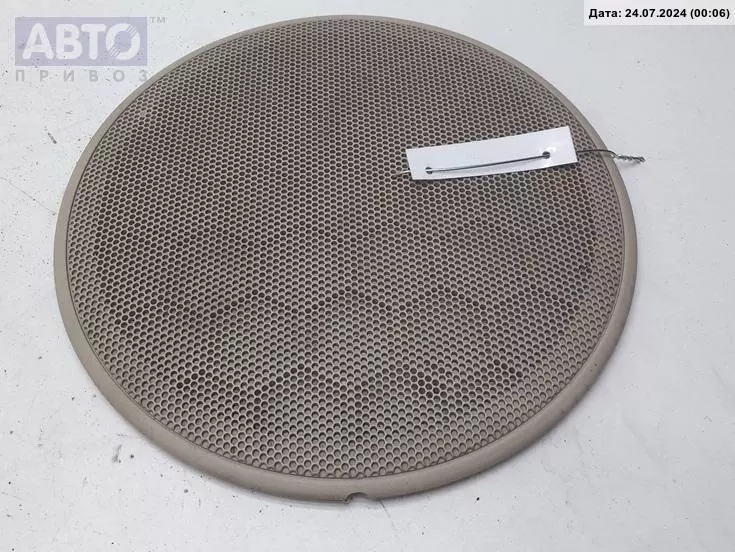 Решетка динамика к Volkswagen Bora 1998