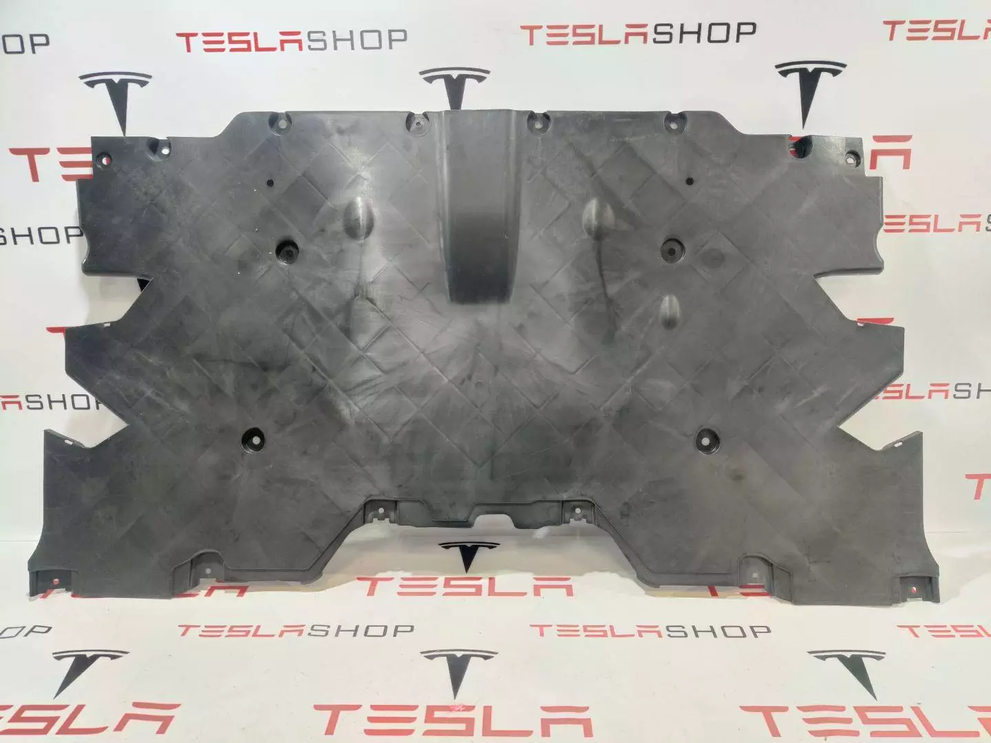 Защита днища к Tesla Model S 2022