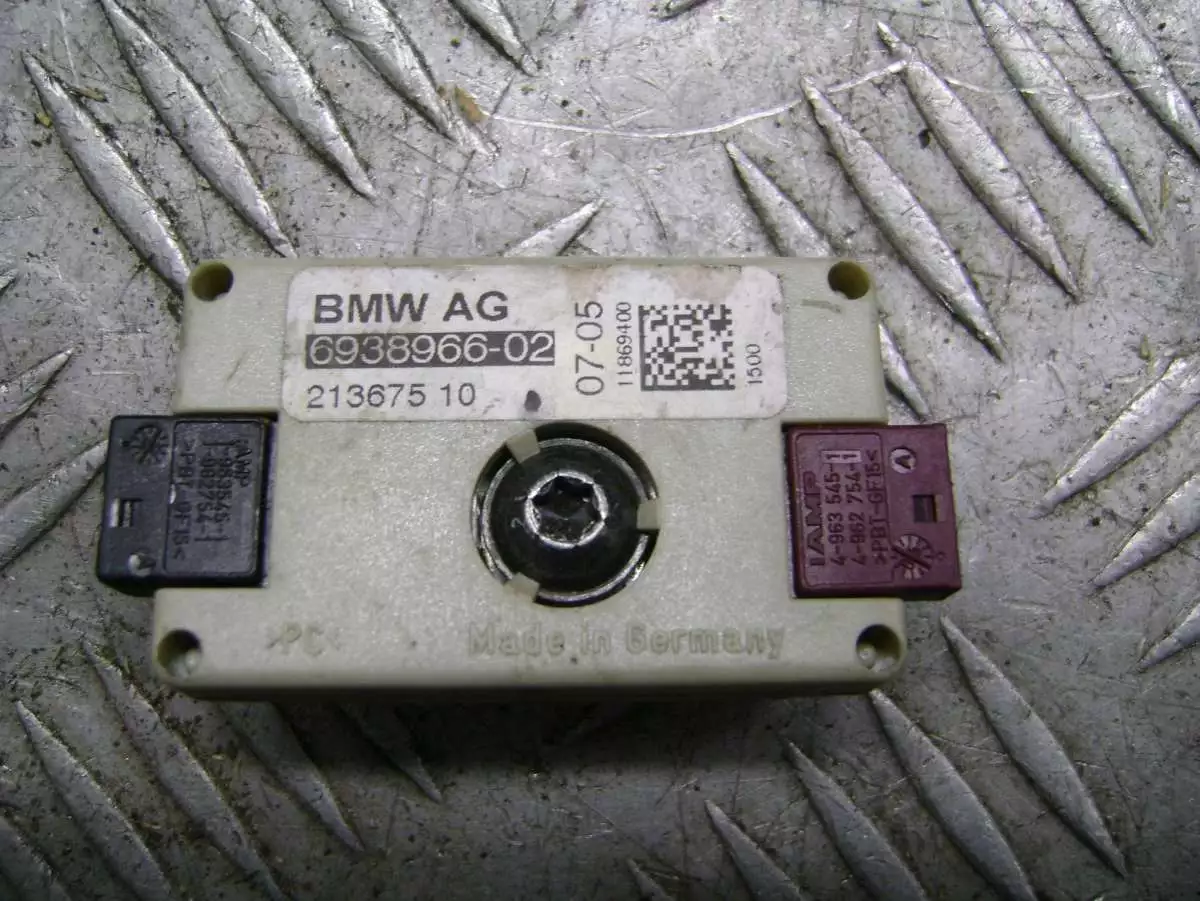 Антенна  к BMW 5 2005