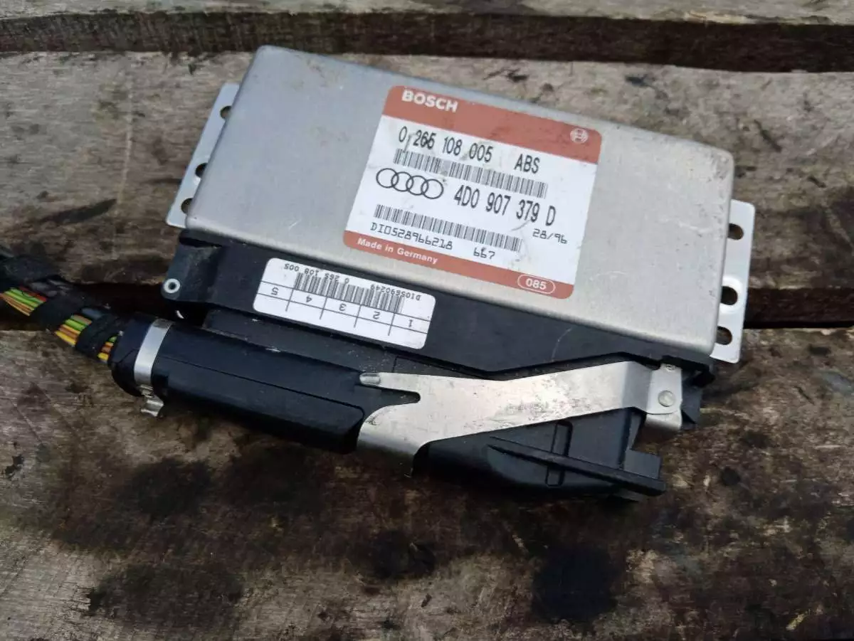 Блок управления ABS к Audi A4 2000