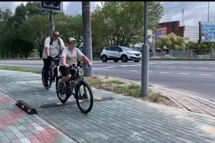 В Могилеве придумали способ заставить велосипедистов снижать скорость у пешеходных переходов