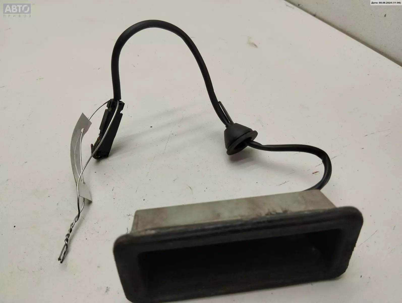 Кнопка  к Ford Focus 2005