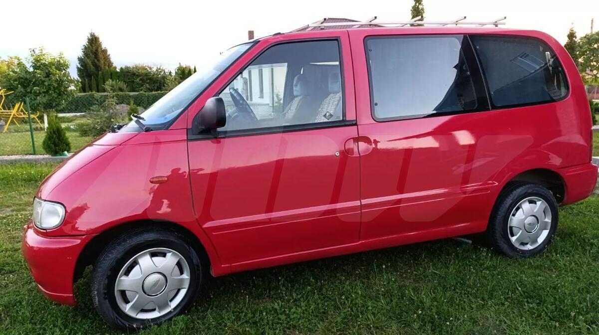 Nissan Serena I (C23), 1997