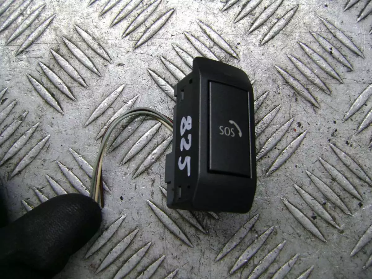 Кнопка  к BMW 7 series 2006