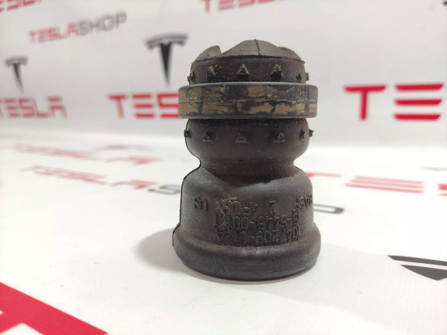 Отбойник амортизатора к Tesla Model S 2017