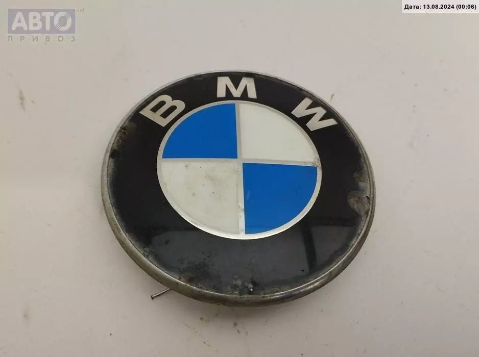 Эмблема к BMW 3 series 2004